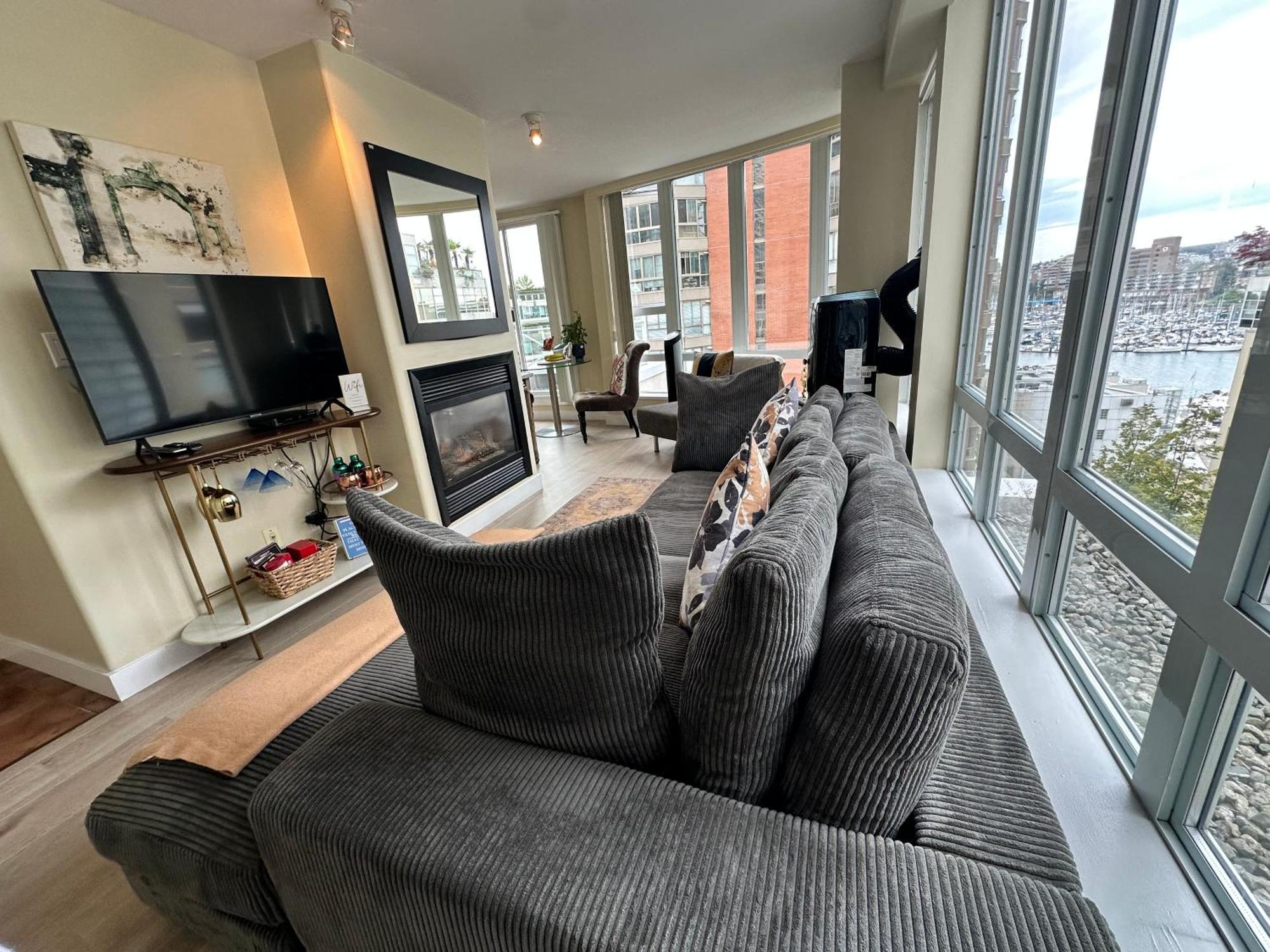 Penthouses Of Beach Ave Vancouver Exterior foto
